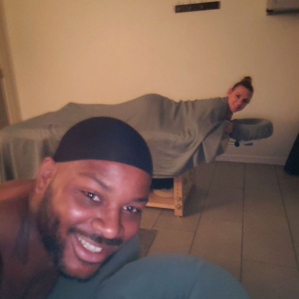 Couples massage with my wife! Couples massage with my wife!