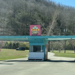 The Drive In Diner - Entrance