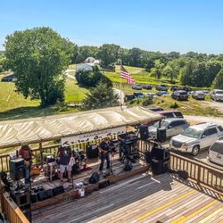 Ridge View Winery - Band stage