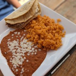 La Esquina Mexican Cafe - Kids Taco with beans and rice