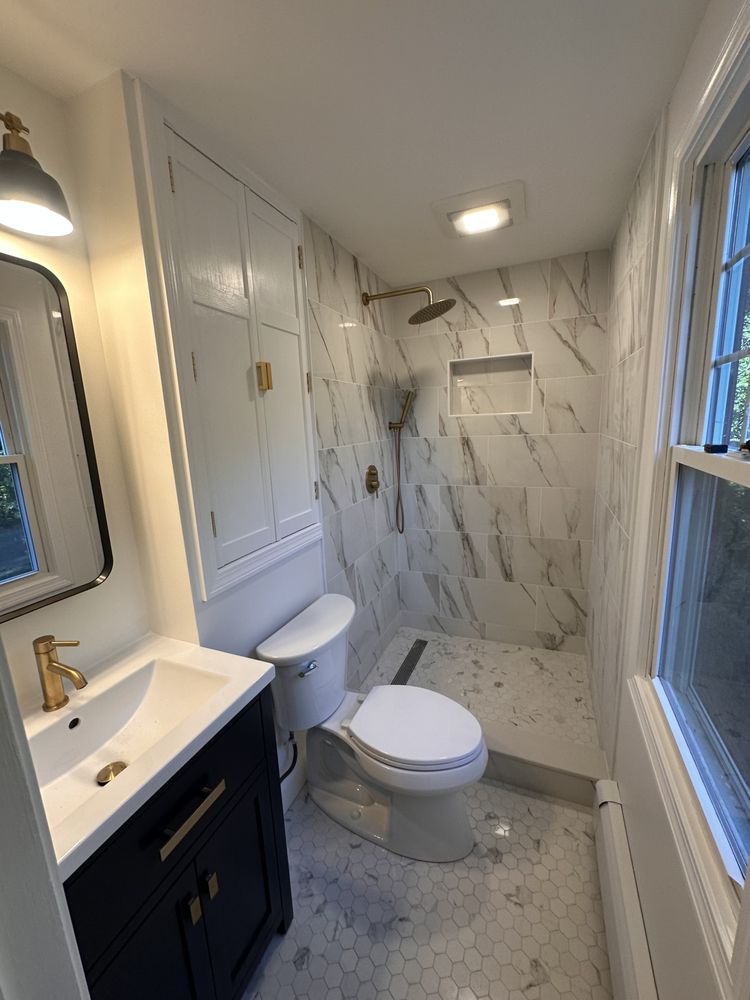 Slide of LAC General Contractor