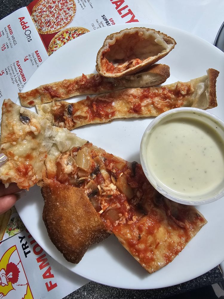 GINO’S PIZZA AND WING MACHINE Updated September 2024 3282 Lake