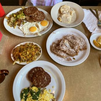 The Townhouse Restaurant - Southern Near Me - Oviedo, Florida
