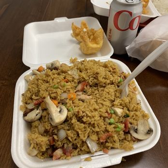 China Star - Pork fried rice with mushrooms - Chinese Near Me - Tampa, Florida China Star - Pork fried rice with mushrooms - Chinese Near Me - Tampa, Florida