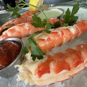 Smith & Wollensky - Miami Beach - Five Jumbo Shrimp. Very good. - Steakhouses Near Me - Miami Beach, Florida Smith & Wollensky - Miami Beach - Five Jumbo Shrimp. Very good. - Steakhouses Near Me - Miami Beach, Florida