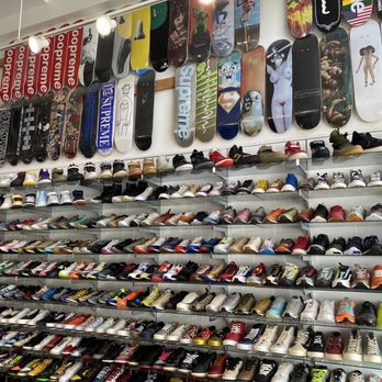 Truest - Shoe Stores Near Me - Honolulu, Hawaii Truest - Shoe Stores Near Me - Honolulu, Hawaii