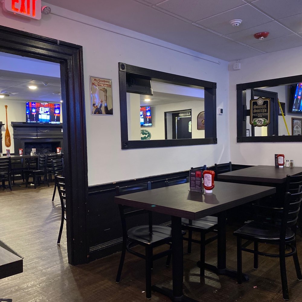 Keystone Pub - Empty restaurant and still receiving garbage service - American Near Me - Bethlehem, Pennsylvania Keystone Pub - Empty restaurant and still receiving garbage service - American Near Me - Bethlehem, Pennsylvania