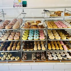 Donut Factory - Donut Counter