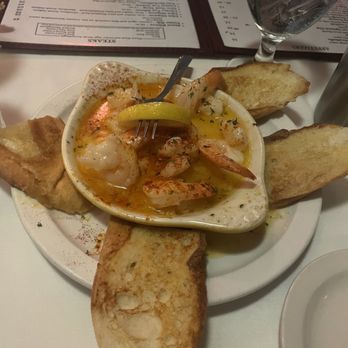 Beef 'N Bottle - Shrimp Scampi - Steakhouses Near Me - Charlotte, North Carolina Beef 'N Bottle - Shrimp Scampi - Steakhouses Near Me - Charlotte, North Carolina
