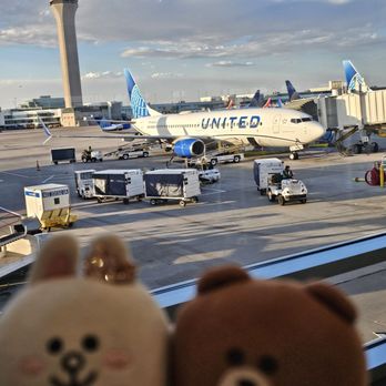 United Airlines - Bye bye, DEN! - Airlines Near Me - Denver, Colorado United Airlines - Bye bye, DEN! - Airlines Near Me - Denver, Colorado