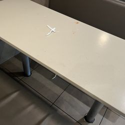 McDonald's - Tables