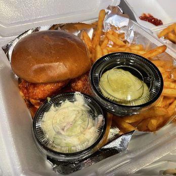 CM Korean Fried Chicken - cm garlic spicy sandwich - Chicken Shop Near Me - Indianapolis, Indiana