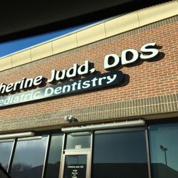 Catherine Judd, DDS - Front door
