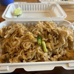 E San Thai - Pad Thai