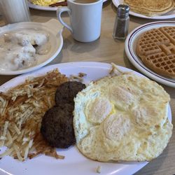 Huddle House - That's too much food!