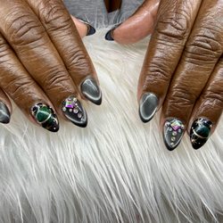 Pretty Nails