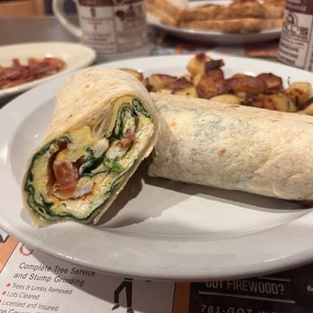 The Commons Neighborhood Eatery - Greek Burrito - Breakfast & Brunch Near Me - Foxborough, Massachusetts