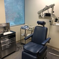 Coastal Ent Surgeons - Exam room