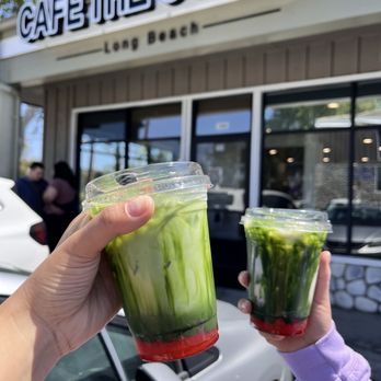 Cafe The Scoop - Strawberry matcha with oat milk - Cafes Near Me - Long Beach, California