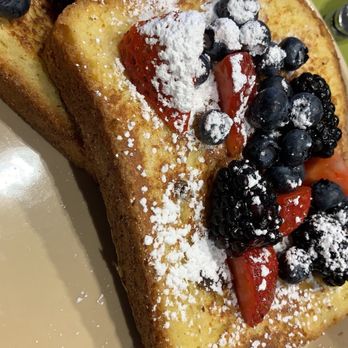 Snooze, an A.M. Eatery - French toast. They left off the mascarpone cream. I had to ask for it. - Breakfast & Brunch Near Me - Addison, Texas