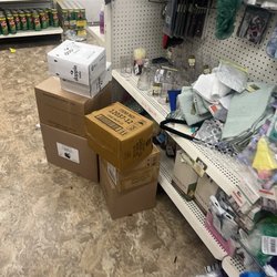Dollar Tree - Clutter
