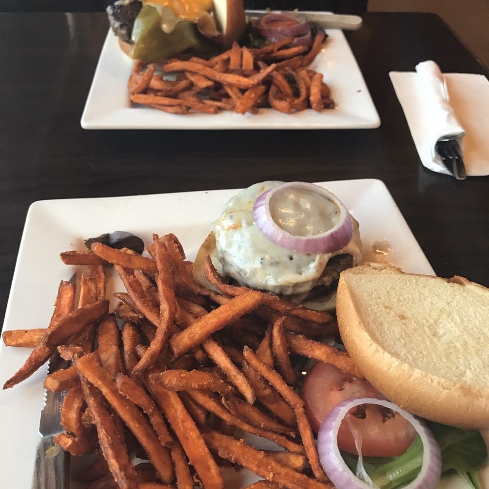 The Cafe - The Hamburger - Burgers Near Me - Sonoita, Arizona