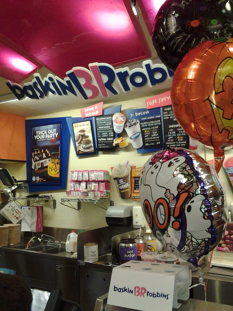 BASKIN ROBBINS ICE CREAM STORE Updated September 2024 6 Vanderbilt