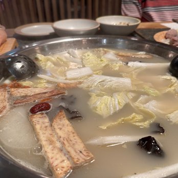 Szechuan Mansion Hotpot - Original Bone Broth - Szechuan Near Me - Cary, North Carolina Szechuan Mansion Hotpot - Original Bone Broth - Szechuan Near Me - Cary, North Carolina