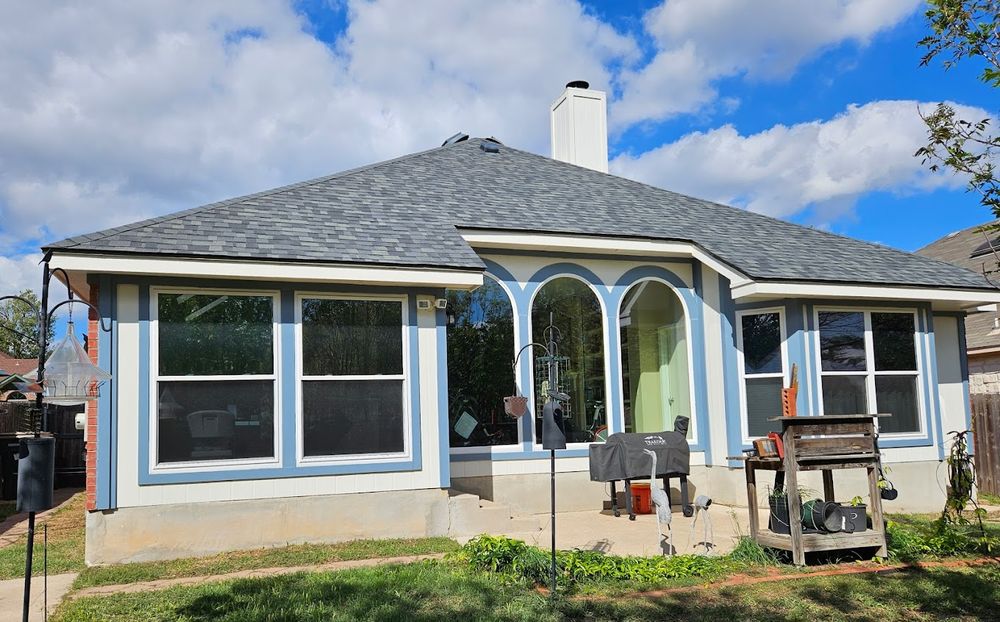 Slide of Duque Roofing