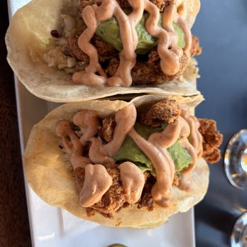 Pub Republic - Fried chicken tacos - Gastropubs Near Me - Petaluma, California