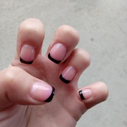 Sassy Nails and Tanning - I'd recommend sassy nails to friends and family. They were super fast and the quality was great also obviously.