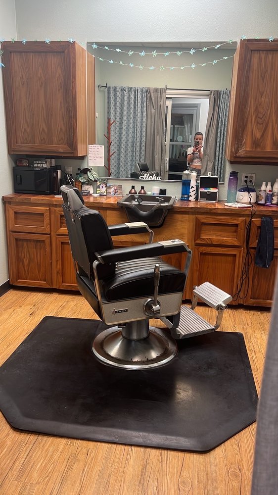 Dappers Cuts for Men Logo