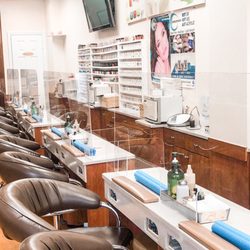 Lin's Yumi's Nail & Spa - We have installed glass sneeze guards at all pedicure and manicure stations!