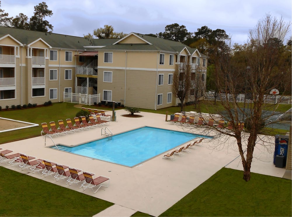 SEMINOLE RIDGE 1375 Pullen Rd, Tallahassee, Florida Apartments