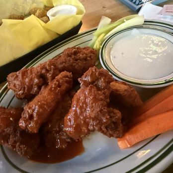 Clancy's - Hot Wings - Irish Near Me - Sherwood, Oregon