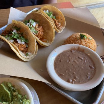 Cesar's Killer Margaritas - Broadway - Mexican Near Me - Chicago, Illinois