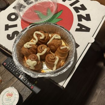 Stoner's Pizza Joint - Hilarious - Chicken Wings Near Me - Fort Worth, Texas
