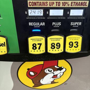 Buc-ee’s - Gas Stations Near Me - Sevierville, Tennessee