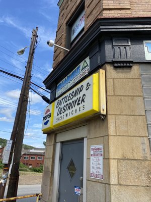 Triangle Bar & Grill by null