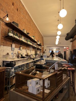 Hachiroku Shokudo & Sake Bar by null