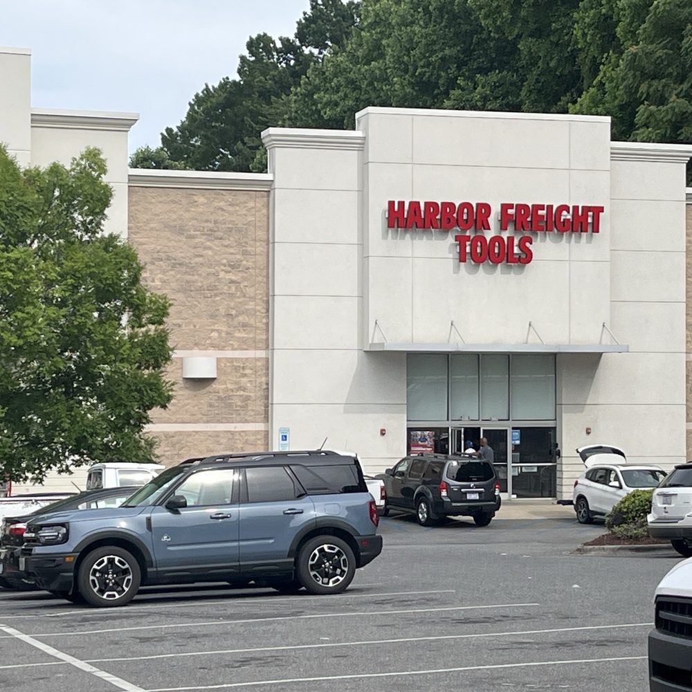 Harbor Freight Tools - Smaller location than the normal, but they have most regular items. - Hardware Stores Near Me - Gastonia, North Carolina