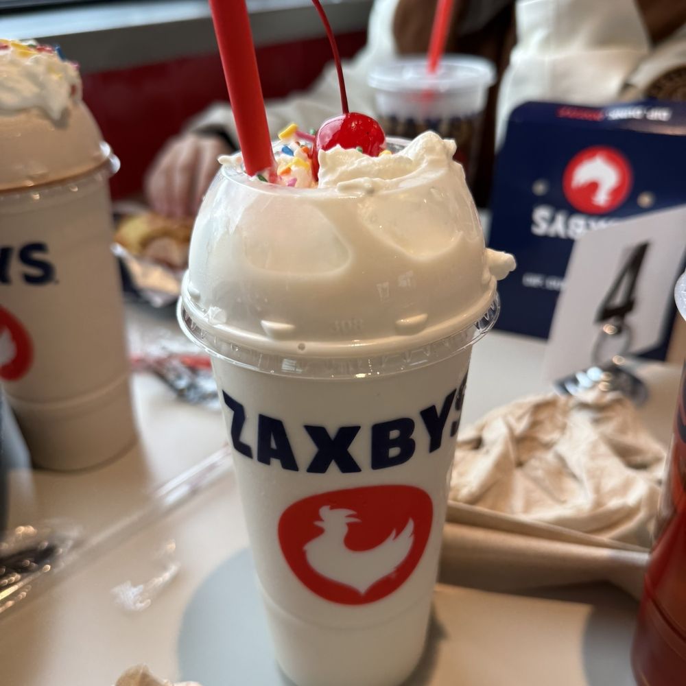 Zaxby's - Vanilla milk Shake - Southern Near Me - Levittown, Pennsylvania Zaxby's - Vanilla milk Shake - Southern Near Me - Levittown, Pennsylvania