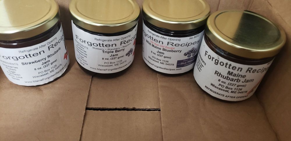 Forgotten Recipes Logo