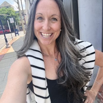 La Posh Salon - Trim, layers & blowout. - Hair Salons Near Me - Oyster Bay, New York