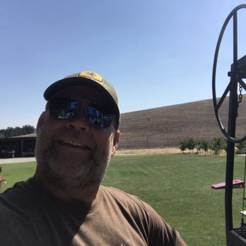 Venteux Vineyards - Kevin the BBQ guy, who snapped a selfie while taking a few group shots for us! - Wineries Near Me - Templeton, California