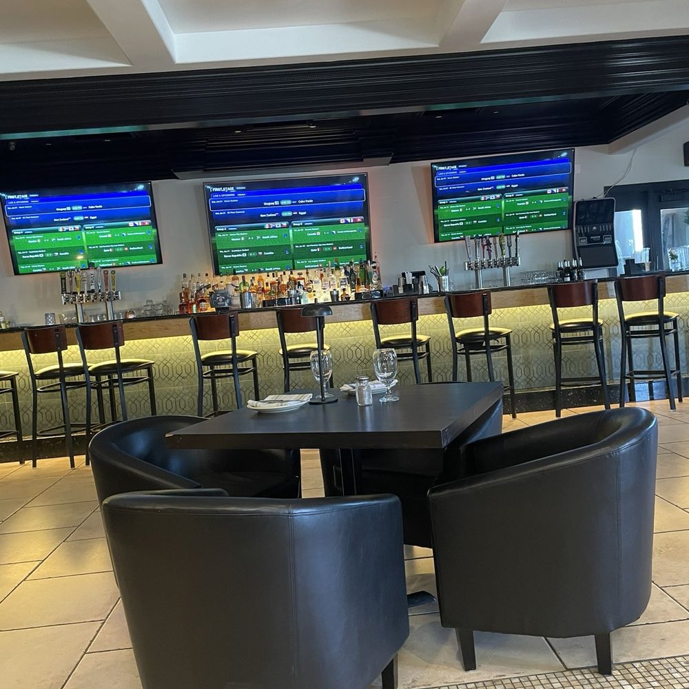 Dosan A Social Eatery - Bar area - New American Near Me - Clovis, California Dosan A Social Eatery - Bar area - New American Near Me - Clovis, California