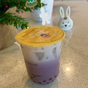 Ding Tea Rialto - Taro milk tea - Bubble Tea Near Me - Rialto, California