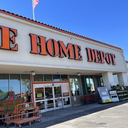 The Home Depot - Store Front