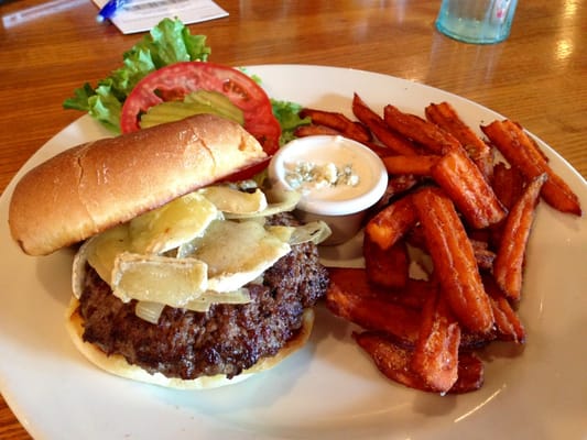Lucky's Burger & Brew by null
