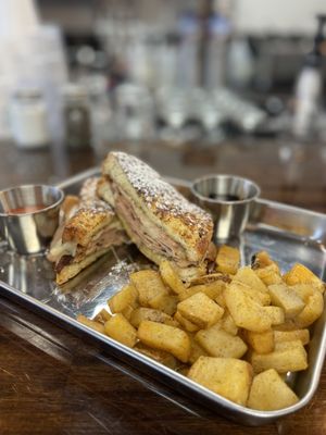 B&B's Brunch Bar by null